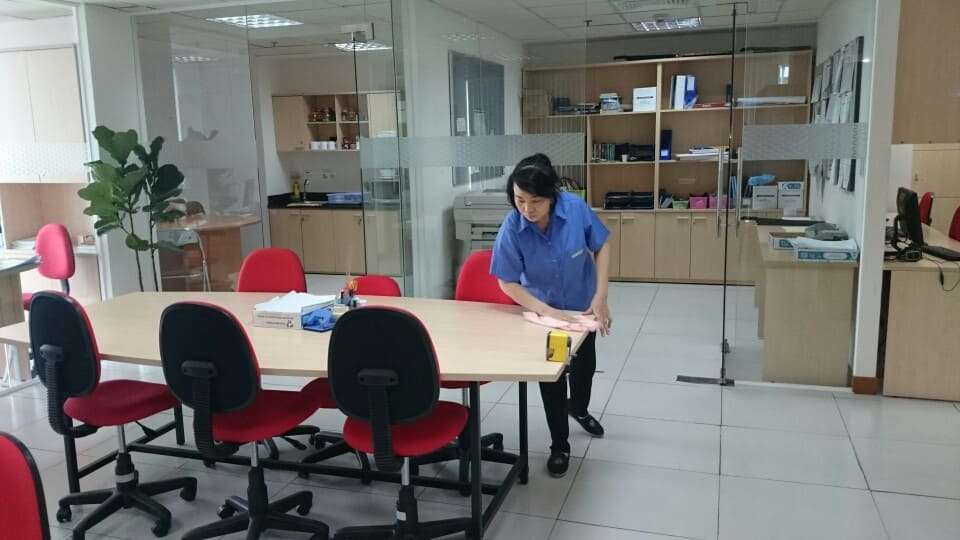 Vệ sinh văn phòng tại Nam Định để làm sạch nội thất