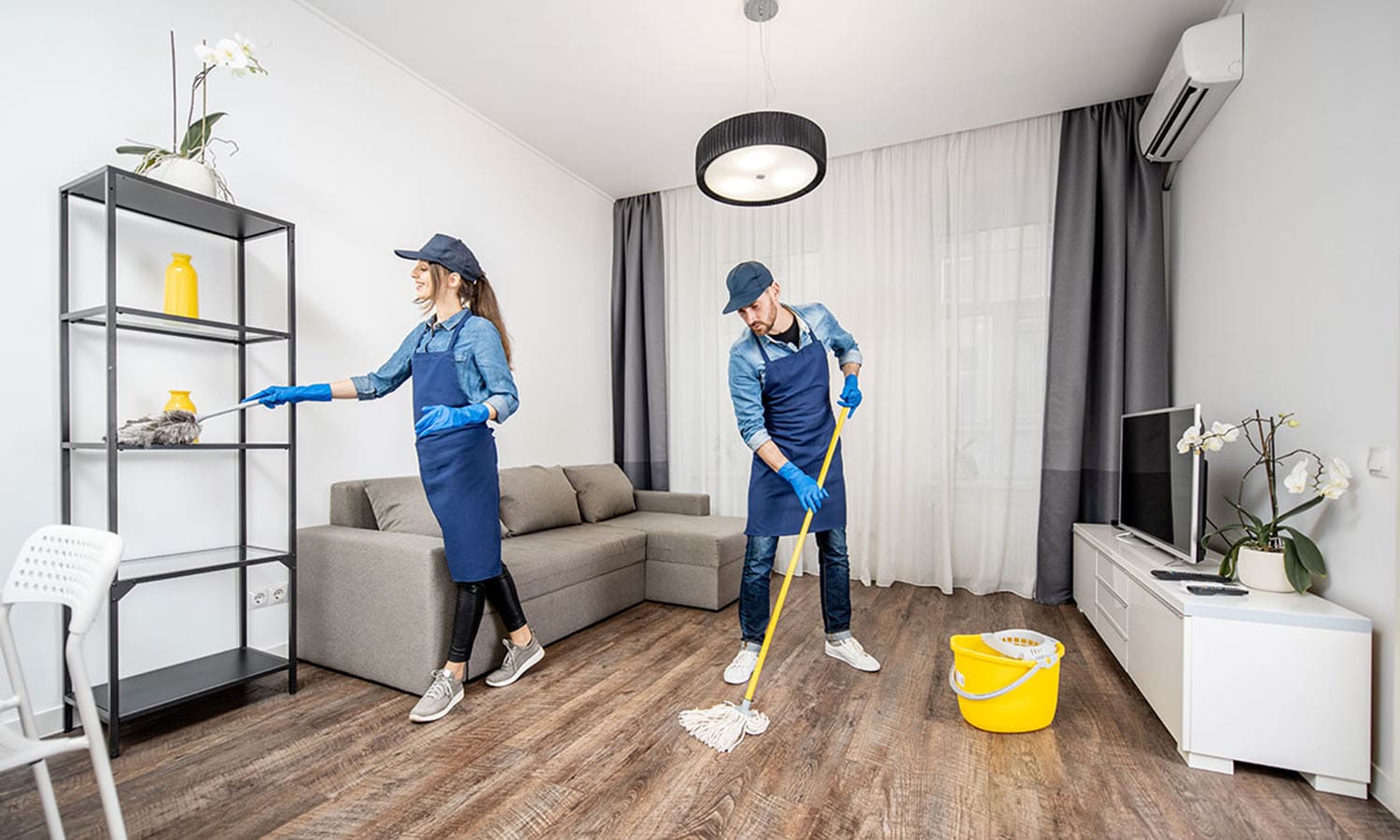 Trải nghiệm các phương pháp vệ sinh hiện đại, sử dụng hóa chất an toàn