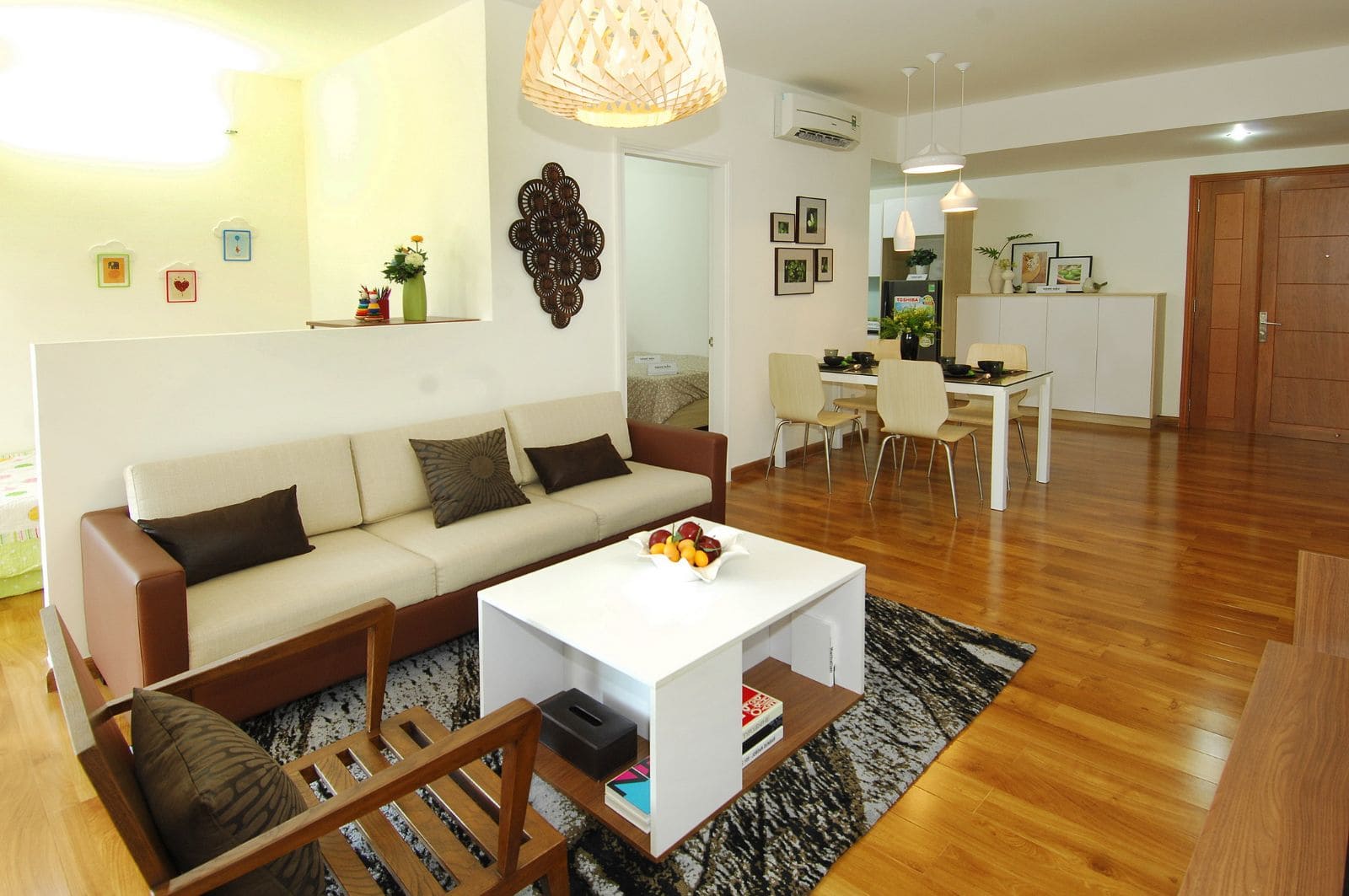 Vệ sinh bên trong căn hộ - nơi gắn kết gia đình
