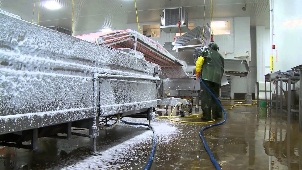 Đôi nét về dịch vụ vệ sinh nhà xưởng khu công nghiệp