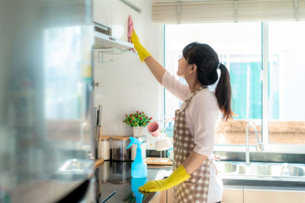 Vệ sinh nhà ở theo giờ tại quận Hai Bà Trưng.