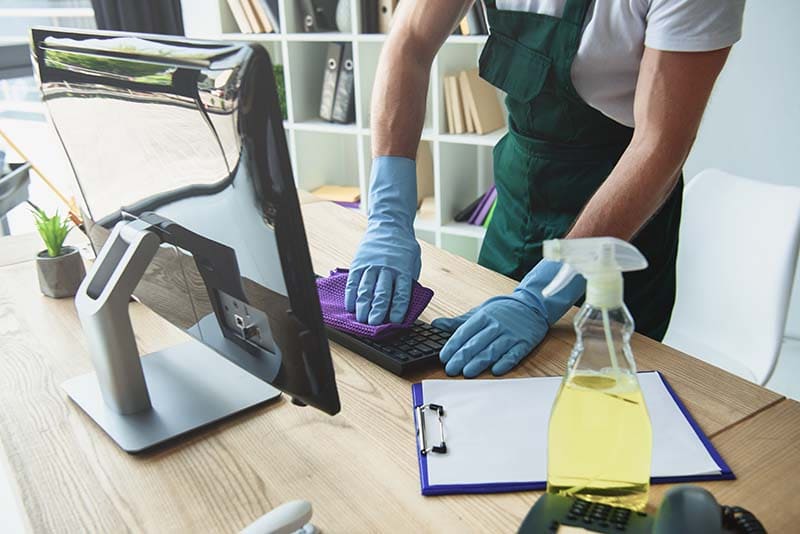Lý do tại sao cần vệ sinh văn phòng giá rẻ tại Bắc Giang?