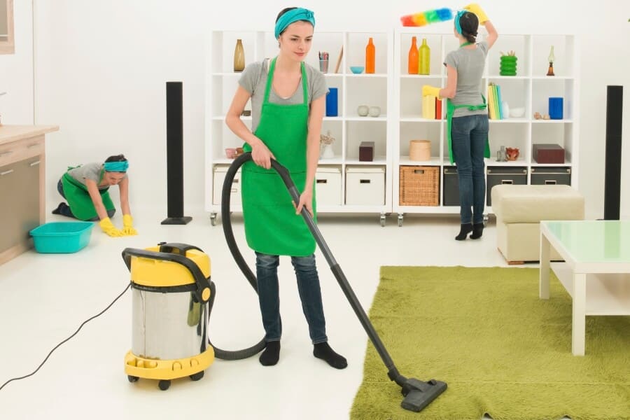 Vệ sinh nhà ở trọn gói giá rẻ tại DHT CLEAN