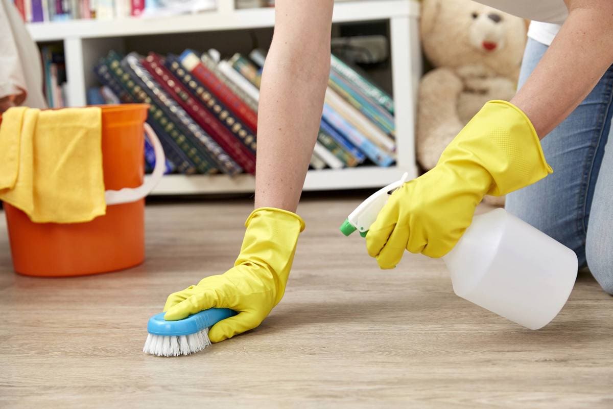 Vệ sinh nhà ở giá rẻ tại quận Thanh Trì